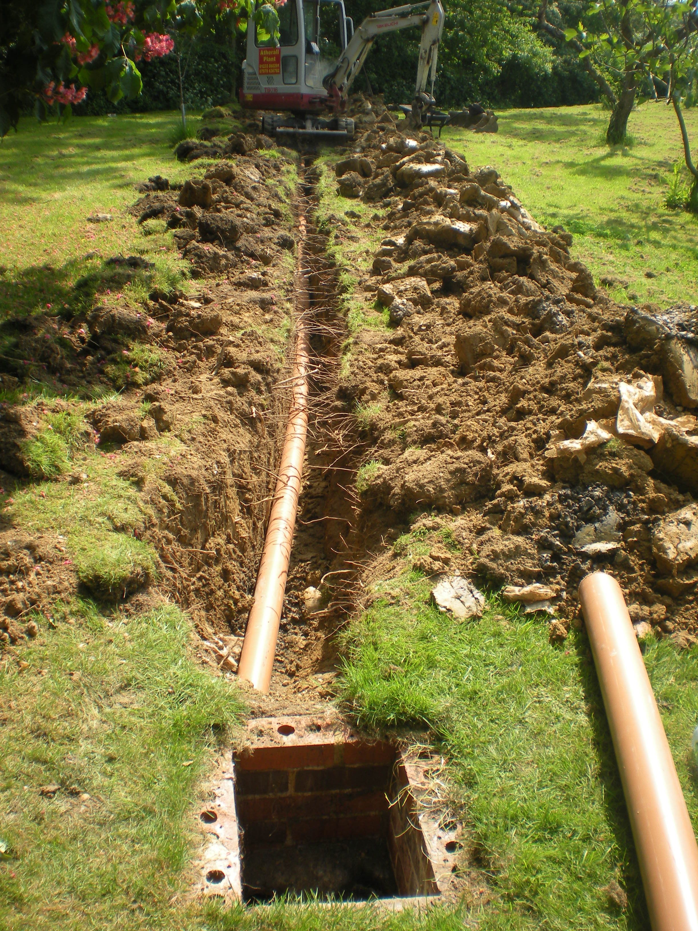 Drainage pipe